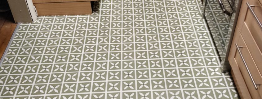 Harvey Maria LVT Kitchen BRISTOL 1